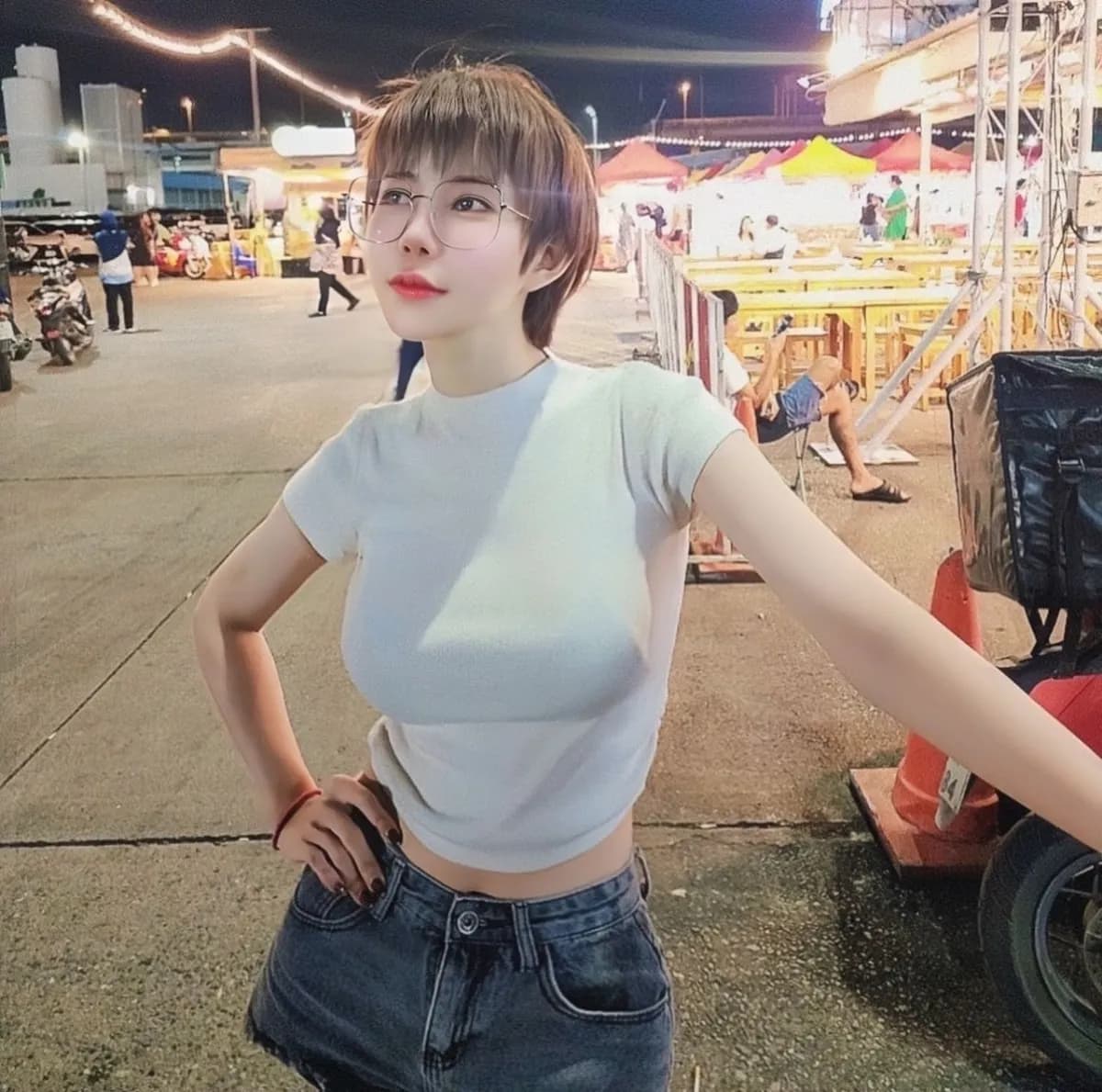 รวมสาวไซด์ไลน์ รับงาน เด็กเอ็น nuddek - รูปที่ 1