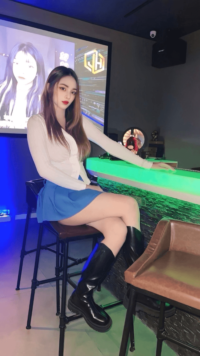 รวมสาวไซด์ไลน์ รับงาน เด็กเอ็น nuddek - รูปที่ 1
