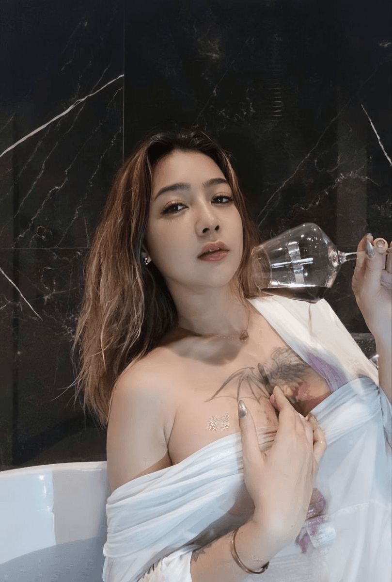 รวมสาวไซด์ไลน์ รับงาน เด็กเอ็น nuddek - รูปที่ 1
